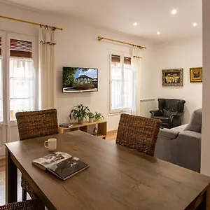 Prat Loft Apartamento Ripoll
